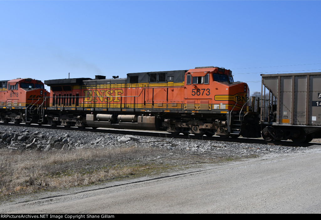 BNSF 5673 Roster shot